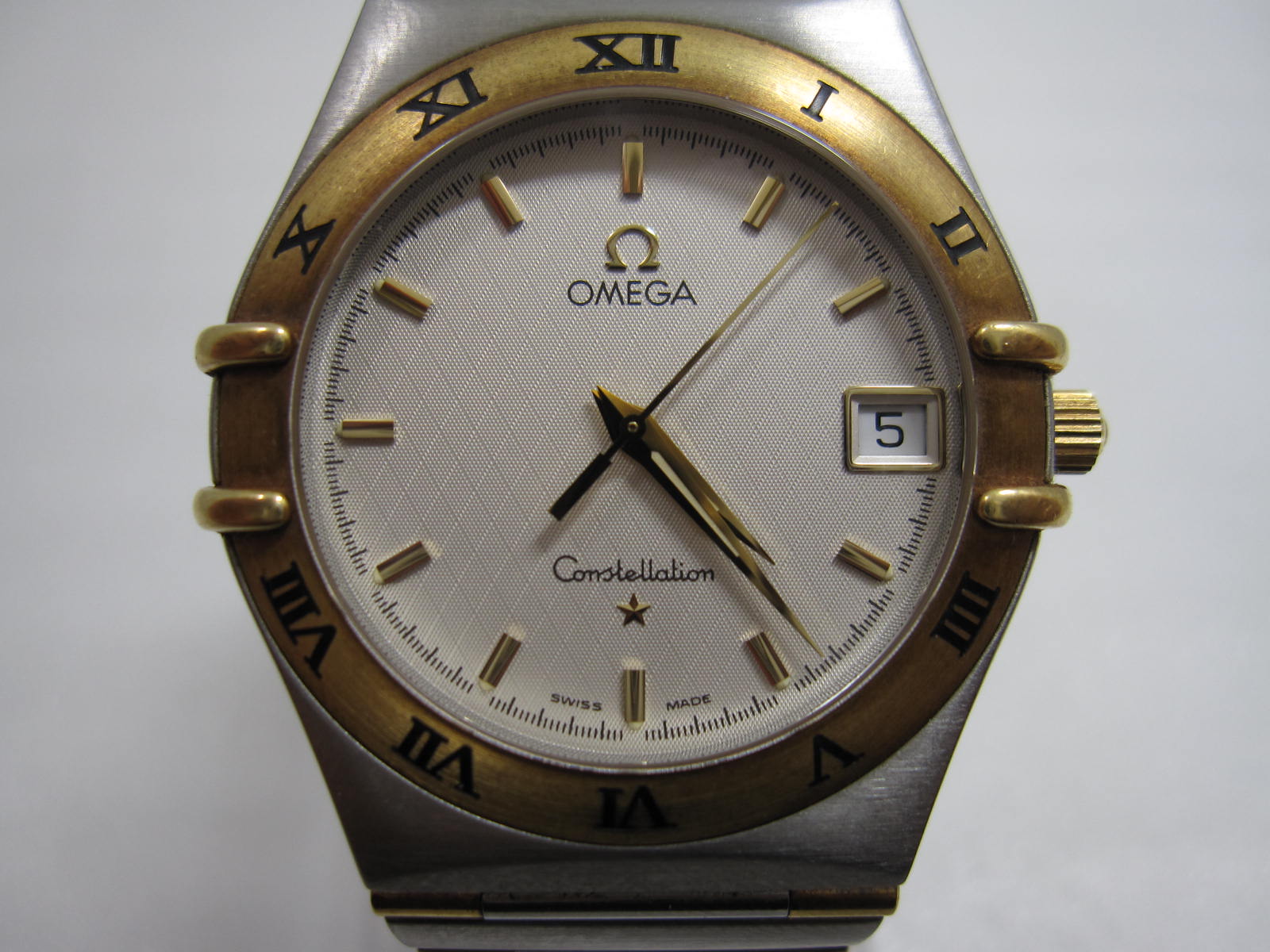 【ブランド時計】OMEGA オメガ コンステレーション Cal.1532 YG×SS コンビ デイト クォーツ / 買取専門 金沢買取プラザ