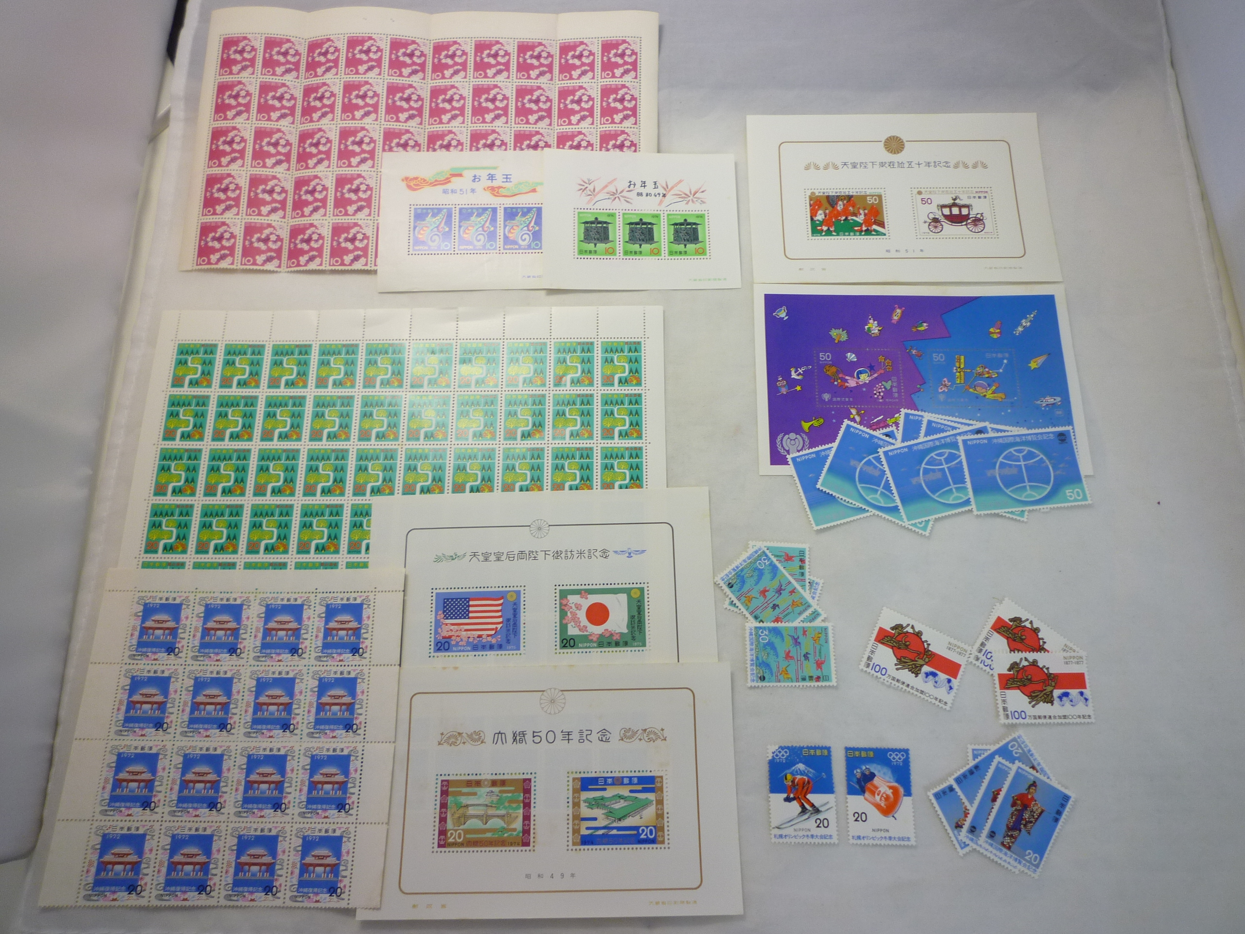 【切手】バラ切手  買取 シートの記念切手、現行切手も / 買取専門 金沢買取プラザ