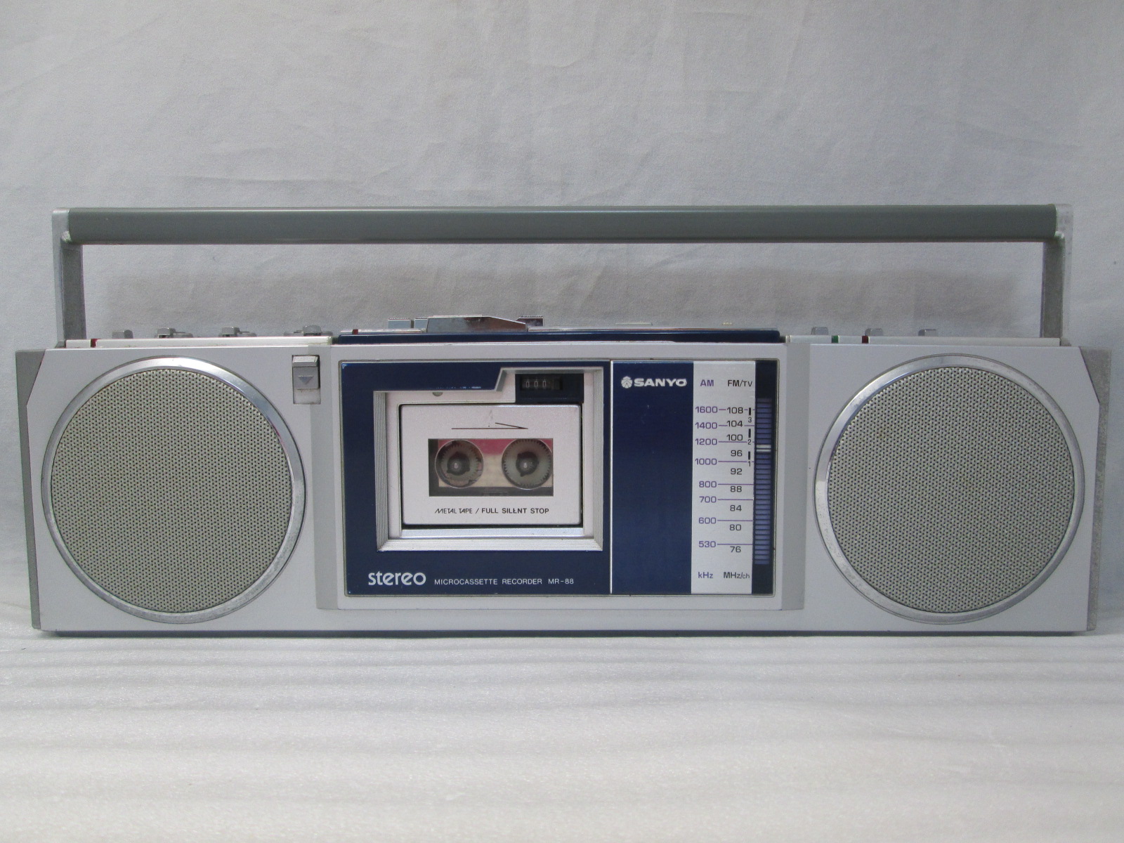 【家電/音響機器】SANYO サンヨー マイクロラジカセ「飛び出せテレコ88」買取/ 買取専門 金沢買取プラザ