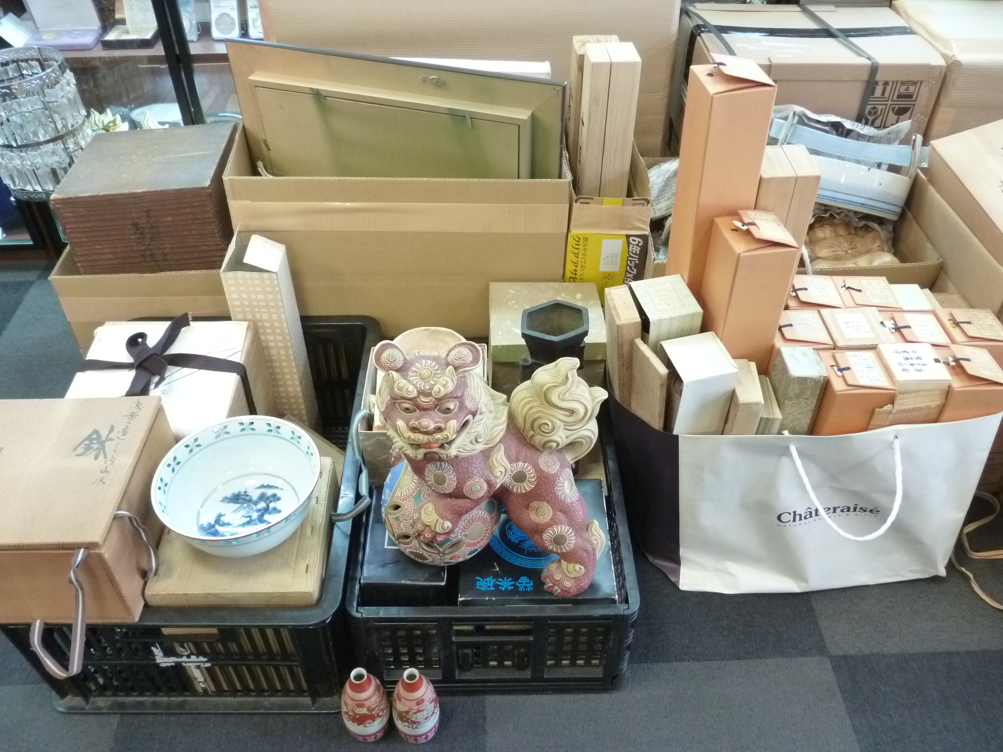 【出張買取】陶器(茶碗/玉獅子/小鉢 等) 茶道具 茶釜 掛軸 他 買取/ 買取専門 金沢買取プラザ