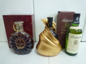 ウイスキーや焼酎のボトル