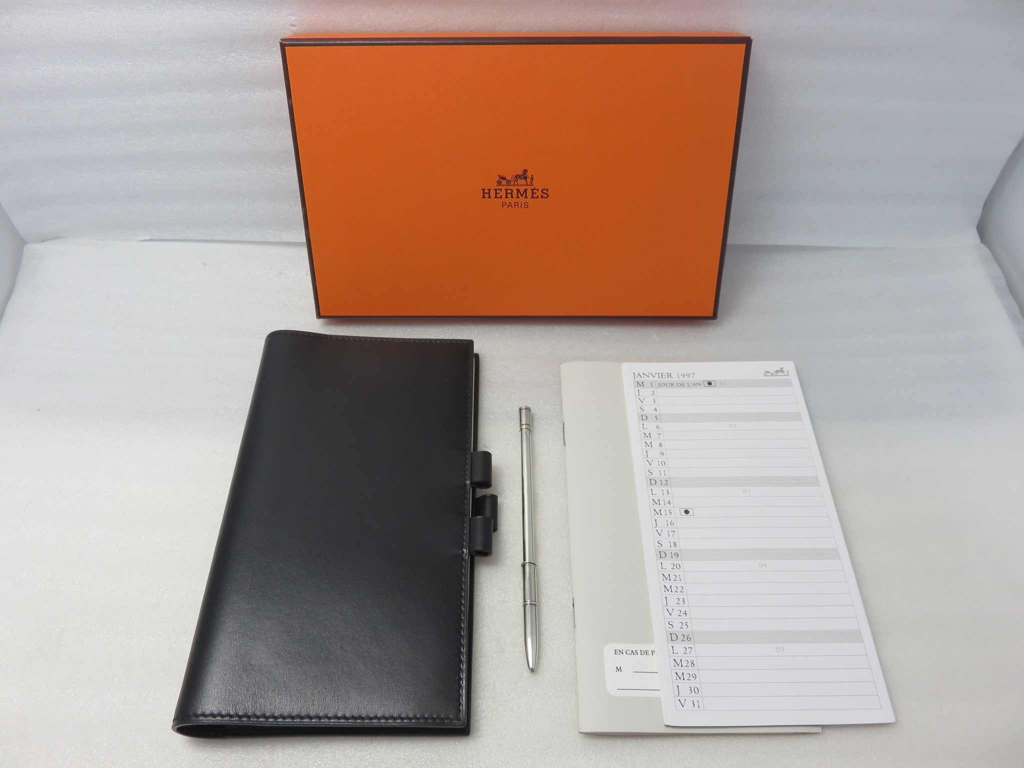 【ブランド】HERMES エルメス アジェンダ 手帳カバー SV925ペン 買取 / 野々市市御経塚 買取専門 金沢買取プラザ